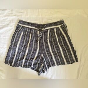 Terra & Sky Women’s Linen Blend Pull On Shorts in Navy/White Stripe Sz 0X/XL